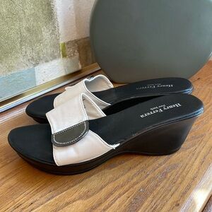 🧥 Henry Ferrera black and white slide sandals w metal and stone details